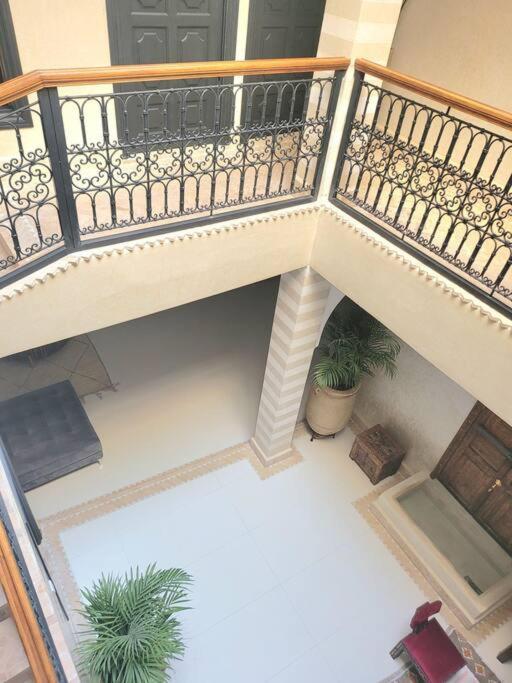 Riad Isahiac Avec Piscine En Exclusivite Marrakesh Buitenkant foto