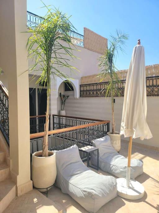 Riad Isahiac Avec Piscine En Exclusivite Marrakesh Buitenkant foto